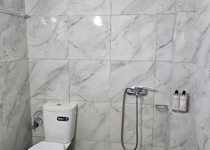 Bliss Gasthof Qeparo